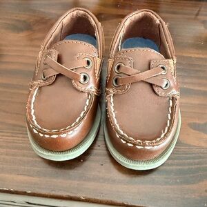 Carter's boat shoes 5c